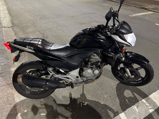 HONDA CB 300R 